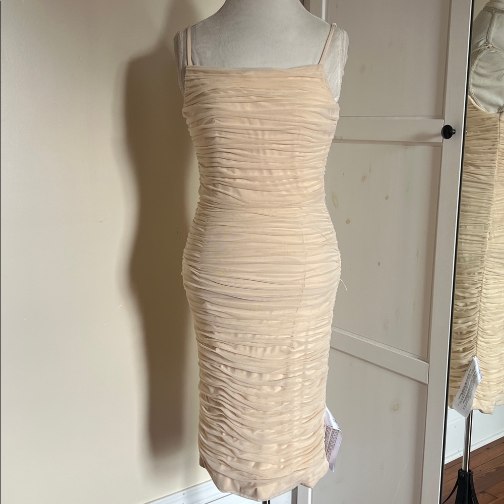 NWT Dress the Population Cream Ruched Bodycon Midi Dress - Size L Flawed Gem - Picture 2 of 15